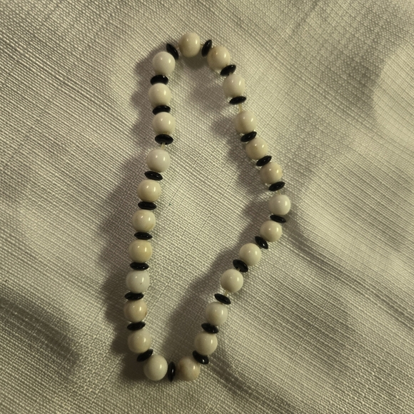 Bracelets - Picture 6 of 7